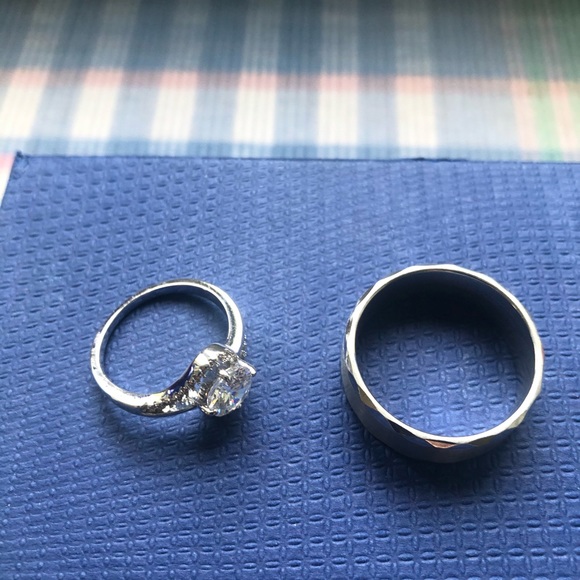 CZ NWOT Engagement Ring & Mans Wedding Band. Beautiful - Picture 8 of 10